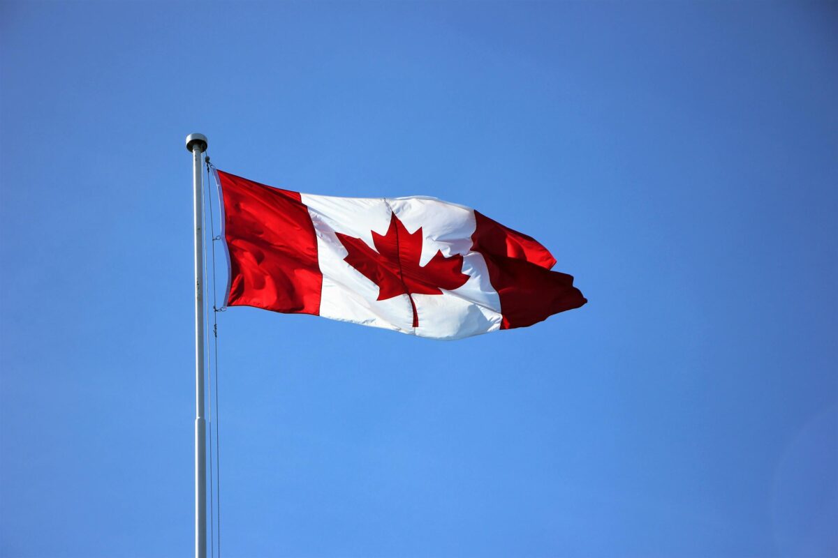 First 5 Financial Steps for Newcomers to Canada (2025 Guide)